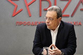 «Η δημοκρατία δεν εξάγεται με πυραύλους»